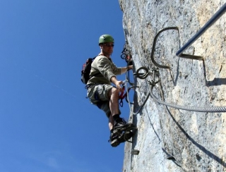  Haciendo una Vía ferramarra en el 73 